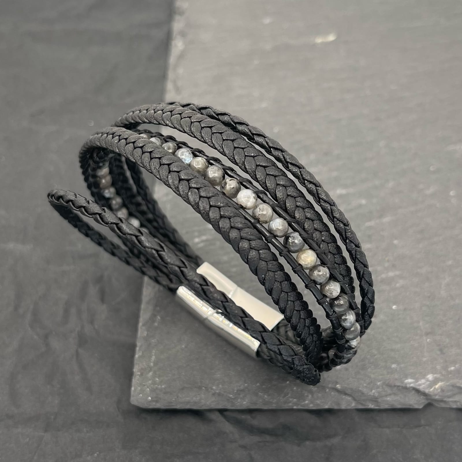 Multi Bracciale Cuoio e Pietre Multi Bracciale Cuoio e Pietre