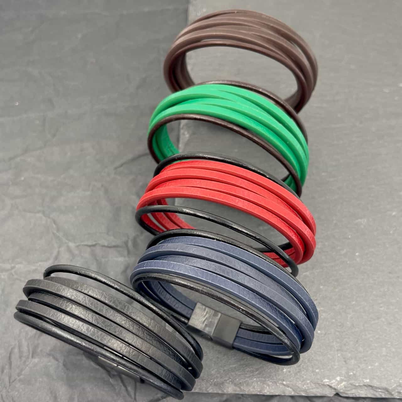 Bracciale in Pelle Multifilo